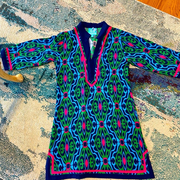 escapada Dresses & Skirts - NWOT Escapada coverup
